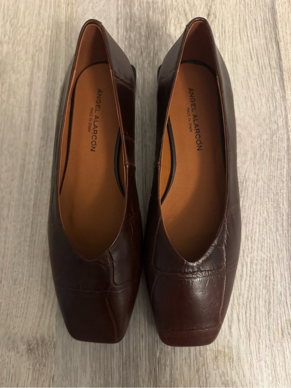 Angel Alarcon Women's Brown Square-Toe Leather Loafers